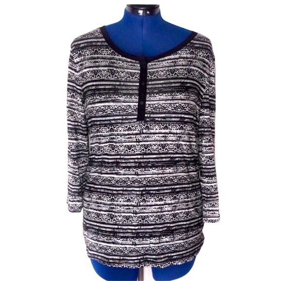 Laura Ashley XL black white pattern scoop snap neckline 3/4 sleeve sleep‎ top - Picture 1 of 7